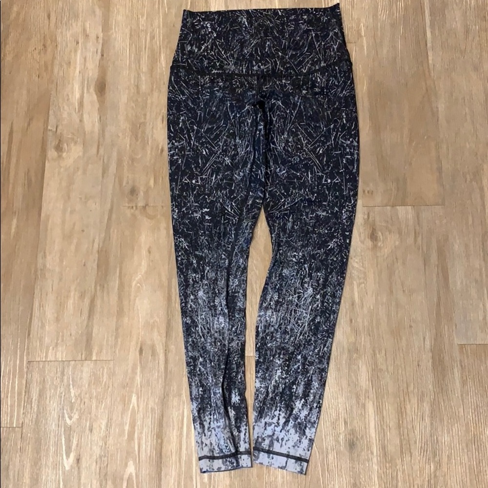 Lululemon leggings lightly worn